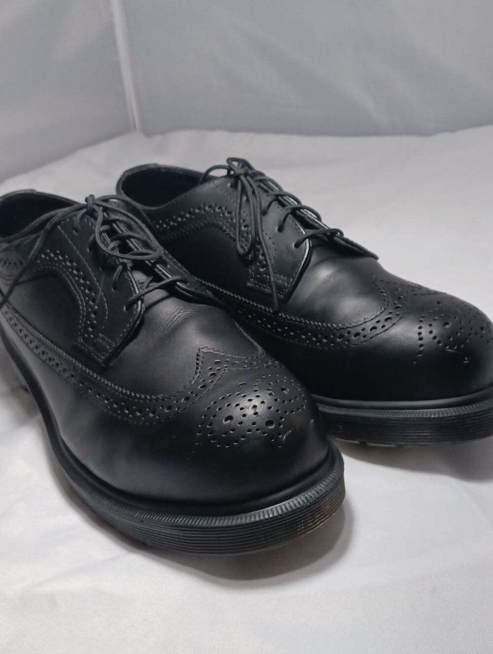 Dr. Martens Steel Toe Brogues M10 / W11